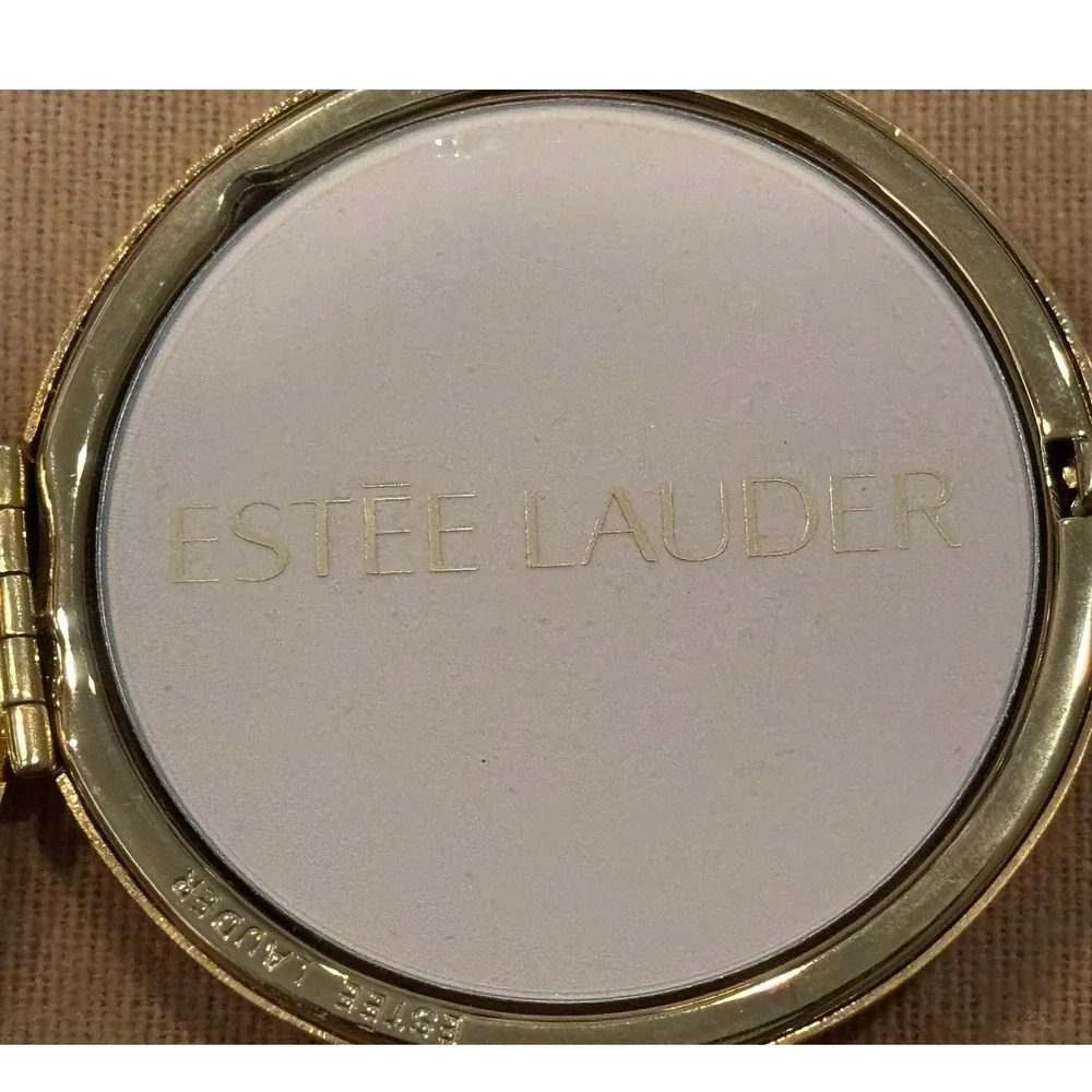 Estee Lauder Lucidity Gold Croc Embossed Compact Translucent Powder 06
